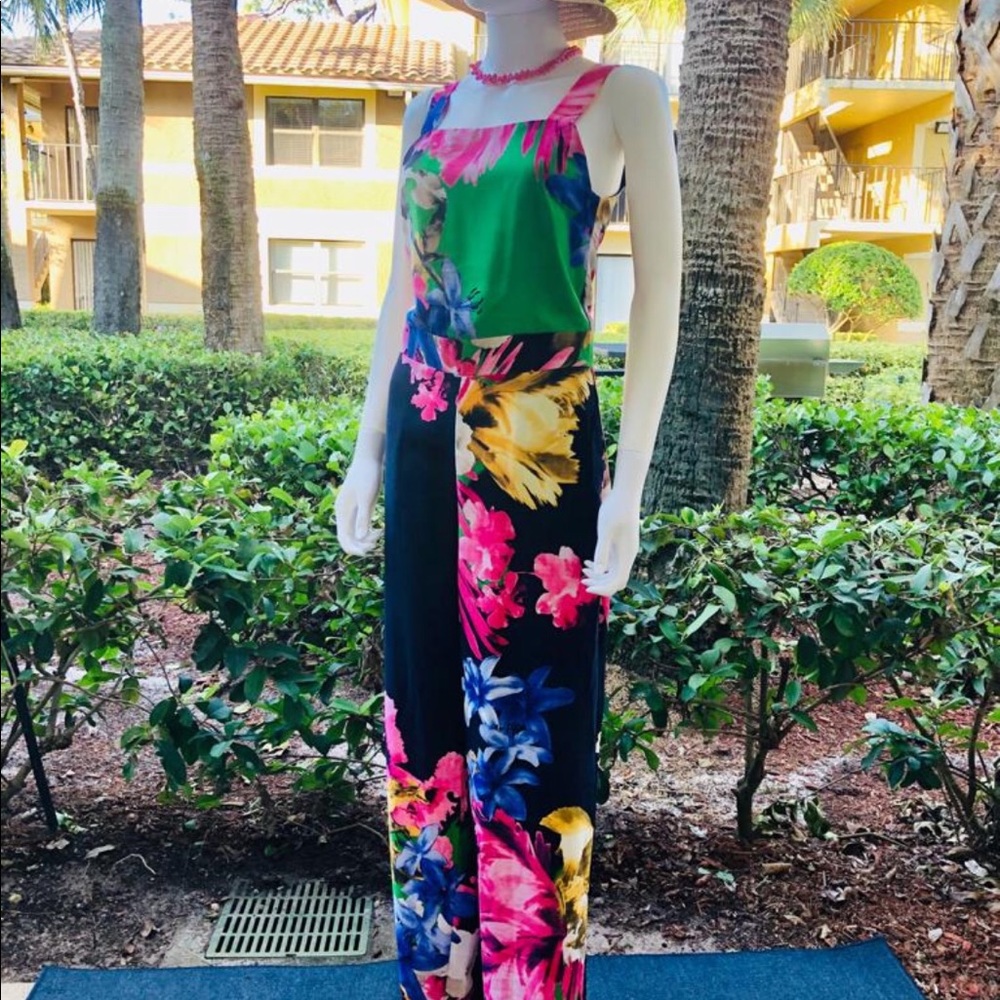 Jumpsuit - Picture 2 of 4